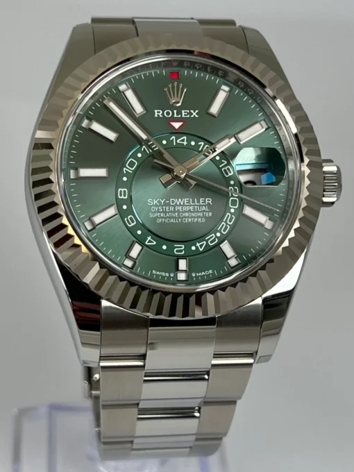 Superclone Rolex Sky-Dweller 42 mm Mint green Dial 336934 Oyster - Image 3